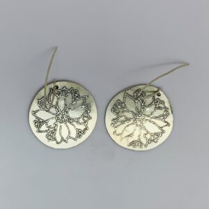 /EtchedPoinsettiaEarrings
